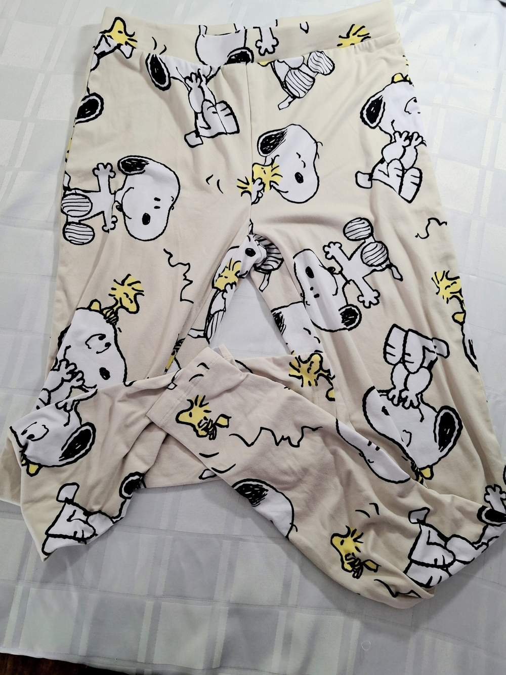 Peanuts Snoopy & Woodstock Beige Lounge Pajama Pants. Ladies Small. NWOT.